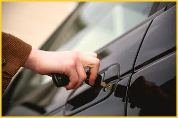Exclusive Locksmith Service Dallas, TX 972-908-5979 - 18-car-unlock